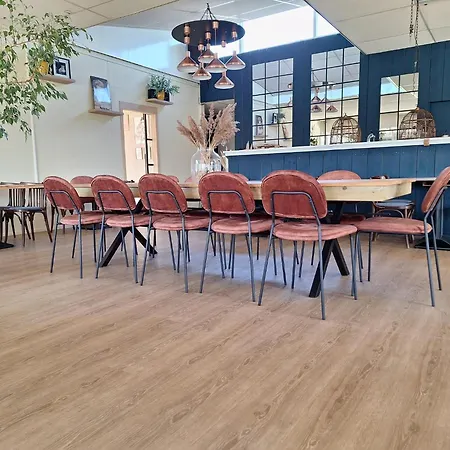 Rekerlanden 241 Alpesi faház